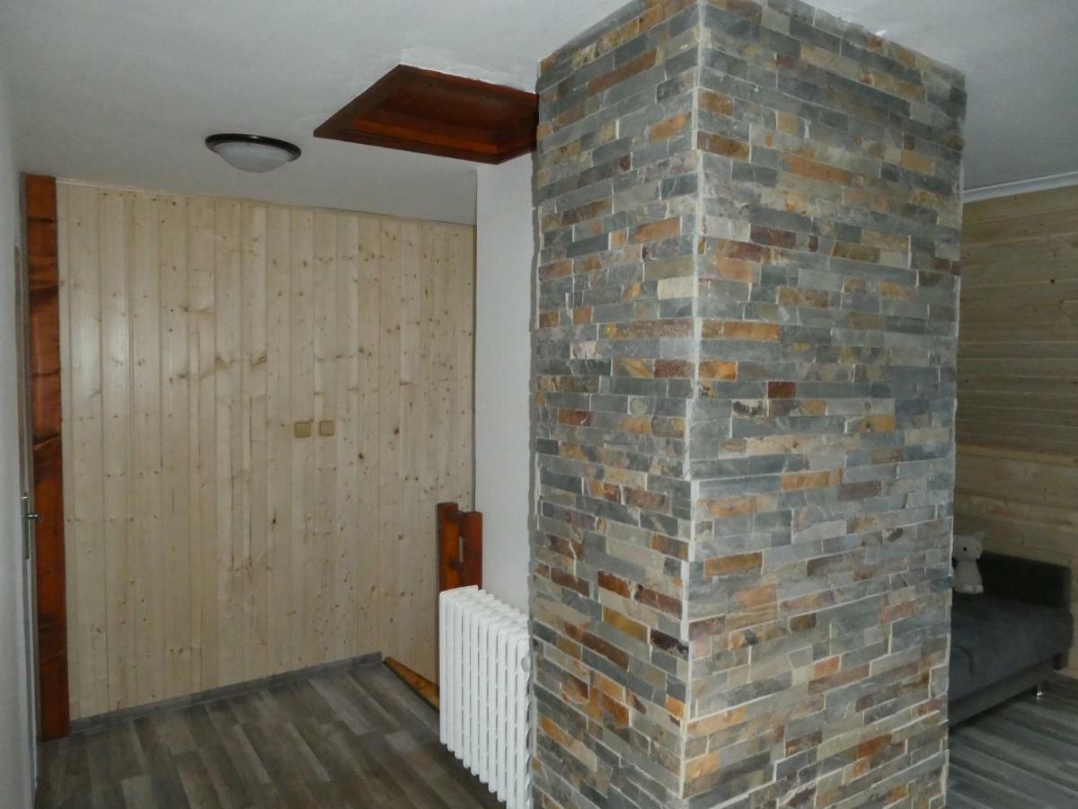 Jizdarna Malenovice Apartment Malenovice  Ngoại thất bức ảnh