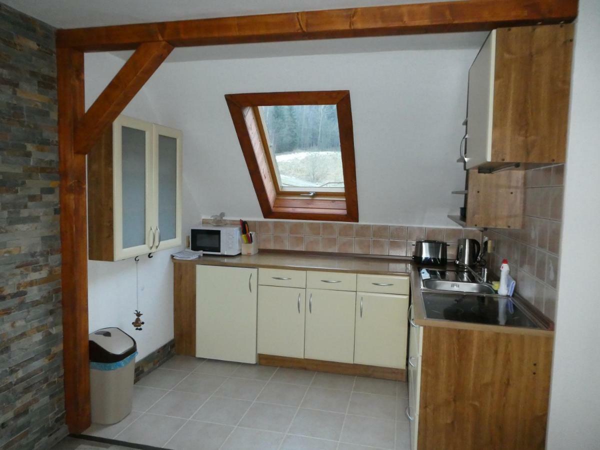 Jizdarna Malenovice Apartment Malenovice  Ngoại thất bức ảnh